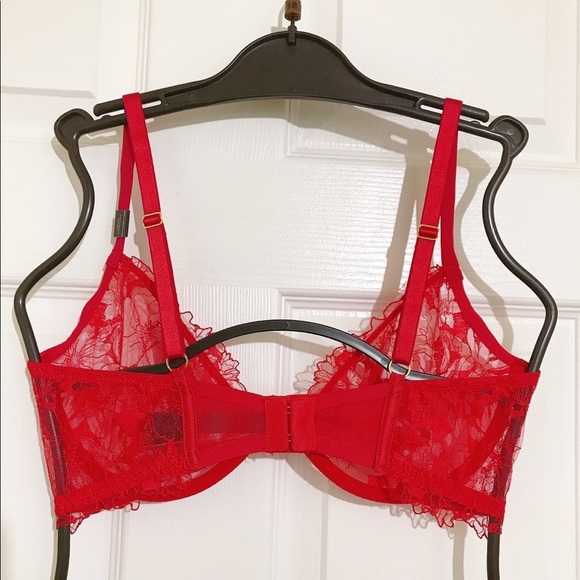 💖Victoria Secret SEXY Low Cut Demi - Picture 2 of 3